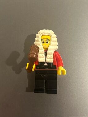 Lego judge